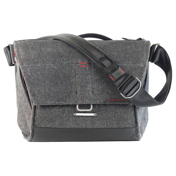 Peak Design Everyday Messenger 13in V2 - Charcoal